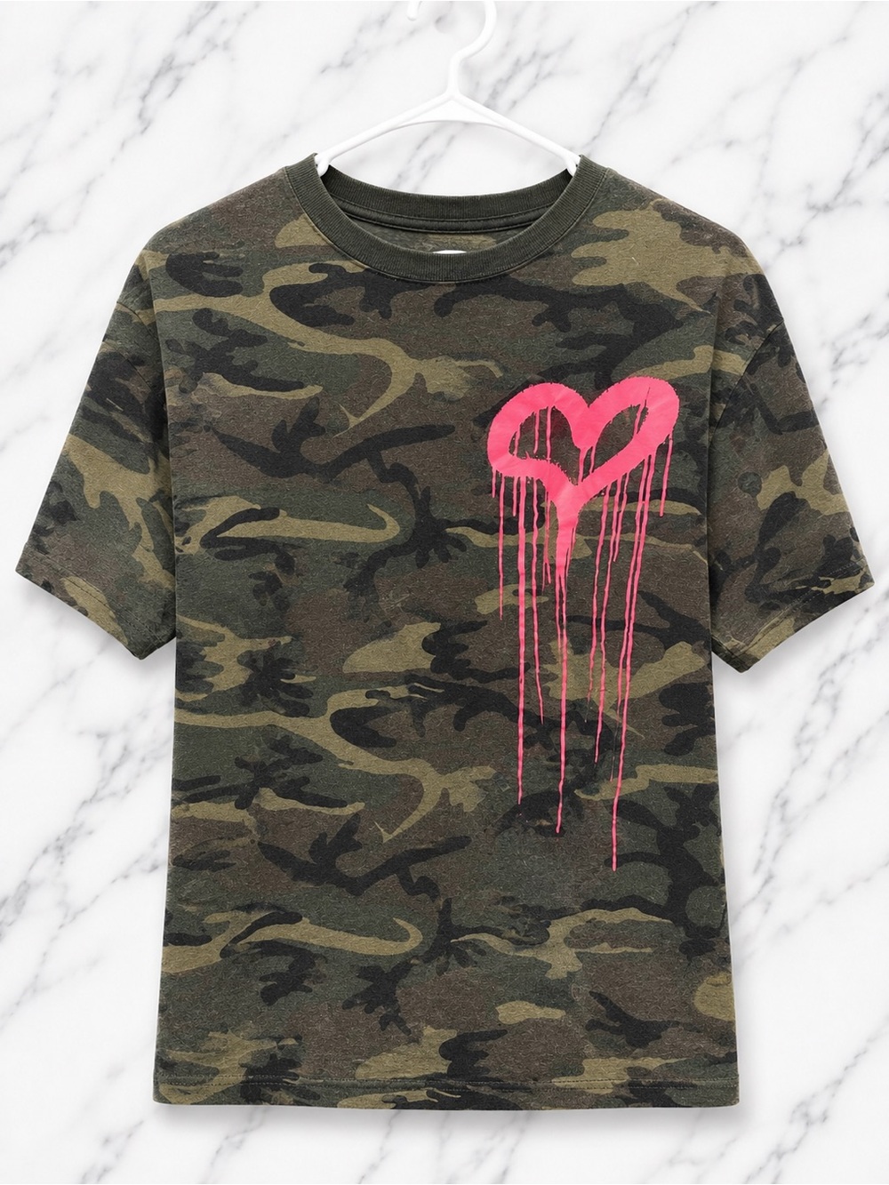 Fashion Nova Camo Print Pink Drip Heart T-Shirt Casual Streetwear | Small